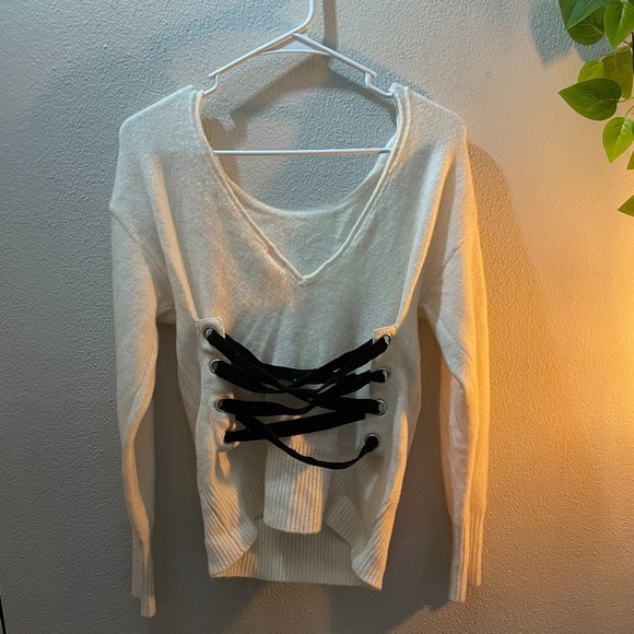 Victoria Secret's cream slouchy Fuzzy Sweater - Picture 4 of 10